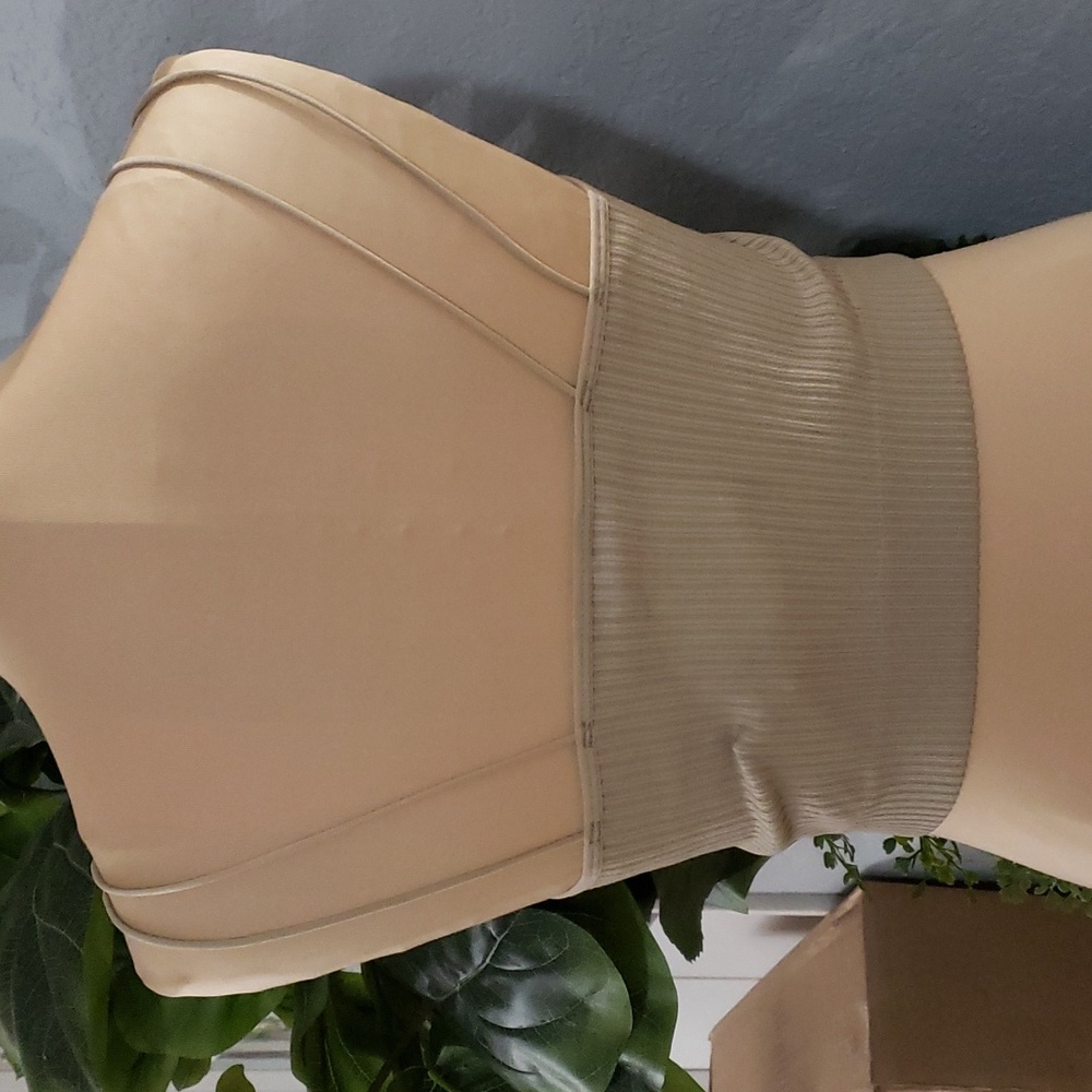 J.o&CO Ribbed Tank - Picture 2 of 3